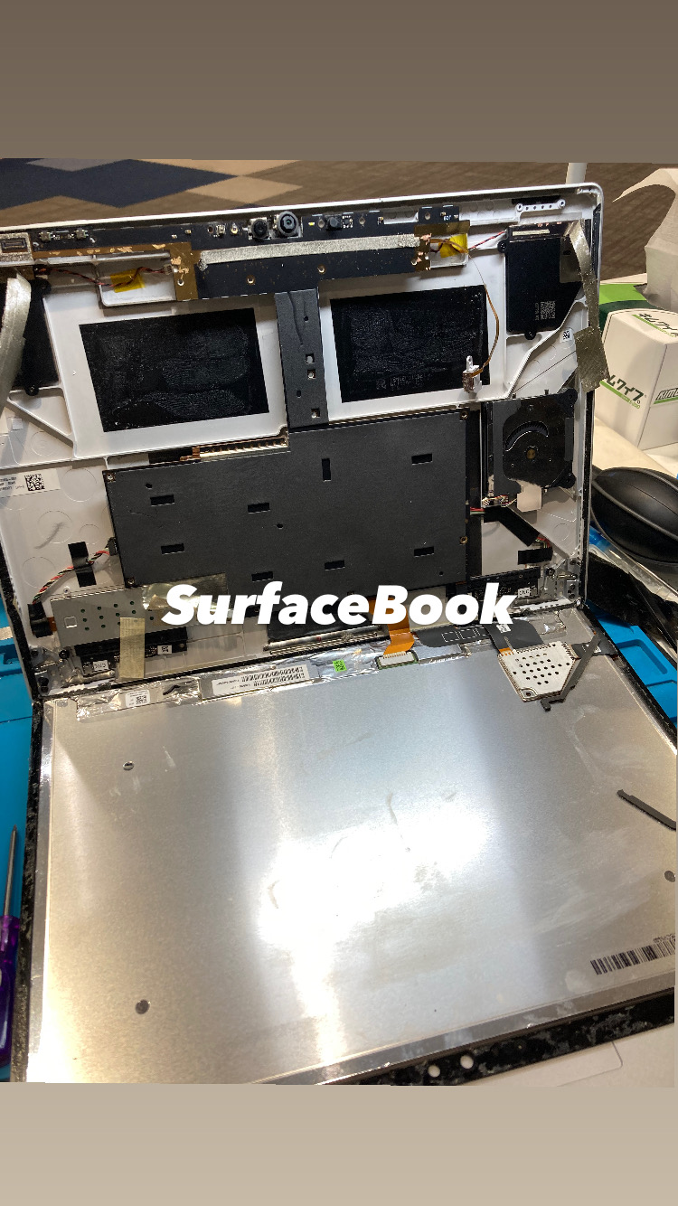 【本日の修理】SurfaceBook バッテリー膨張！